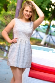 Diana from Kherson, 25 years, with blue eyes, blonde hair, Christian, Chief. #9