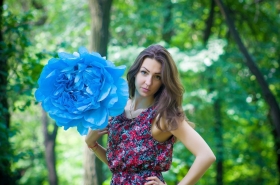 Alexandra from Dnepropetrovsk, 35 years, with brown eyes, light brown hair, Christian, administrator. #3