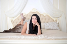 Christina from Zaporozhye, 42 years, with green eyes, dark brown hair, Christian, restaurant manager. #2