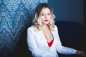 Elina from Dnepropetrovsk, 29 years, with green eyes, blonde hair, Christian, a teacher in a kindergarden. #7