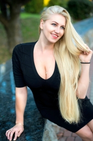 Elena from Lugansk, 38 years, with blue eyes, blonde hair, Christian, Nurse. #8