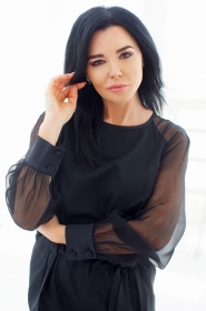 Lina from Kiev, 51 years, with brown eyes, black hair, Christian, Interior designer. #5