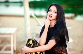 Alena from Dnepr, 28 years, with hazel eyes, black hair, Christian, Administrator. #3