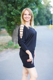 Olga from Kyiv, 44 years, with blue eyes, blonde hair, Christian, deputy procurement manager. #4