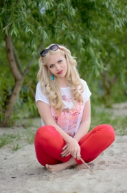 Lenochka from Nikolaev, 32 years, with green eyes, blonde hair, Christian, consultant. #3