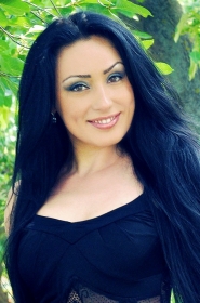 Polina from Chuguev, 36 years, with brown eyes, black hair, Christian, Sales specialist. #8