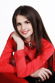Viktoriya from Lugansk, 26 years, with brown eyes, dark brown hair, Christian. #15