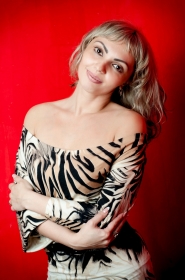 Viktoriya from Mariupol, 48 years, with hazel eyes, blonde hair, Christian, lawyer. #5