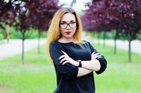Valentina from Nikolaev, 26 years, with brown eyes, red hair, Christian, student. #8