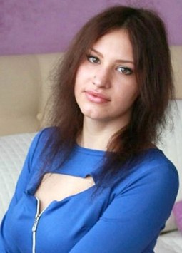 Anna from Nikolaev, 24 years, with green eyes, blonde hair, Christian, cook.