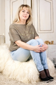 Irina from Poltava, 45 years, with blue eyes, blonde hair, Christian, Beauty Wizard. #11