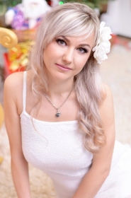 Tatyana from Kharkov, 38 years, with green eyes, blonde hair, Christian, Cashier. #1