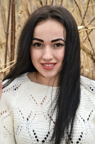 Kseniya from Dnepropetrovsk, 29 years, with brown eyes, black hair, Christian, Hands Treatment. #1